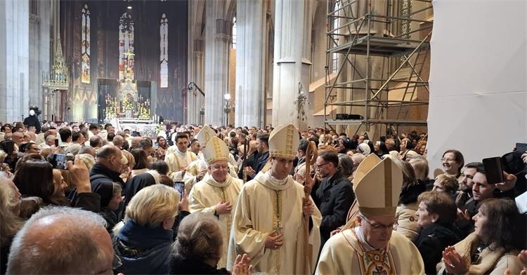 Slika /Ministar Šipić - fotografije/Bikupi 1.jpg